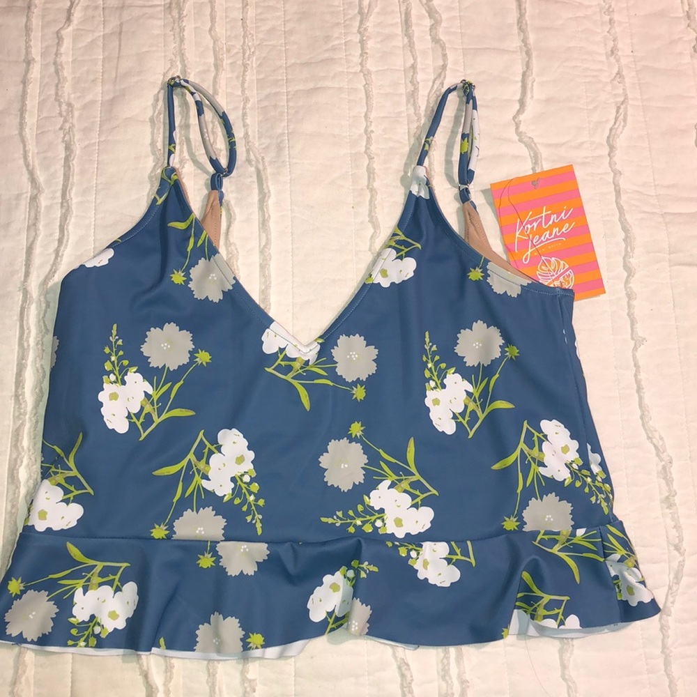Kortni Jeane NWT swimsuit top